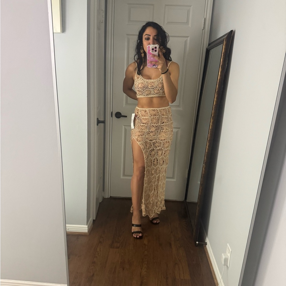 BEACH CLUB - Swim Coverup Flook/. Size X-Small knit 2-piece
